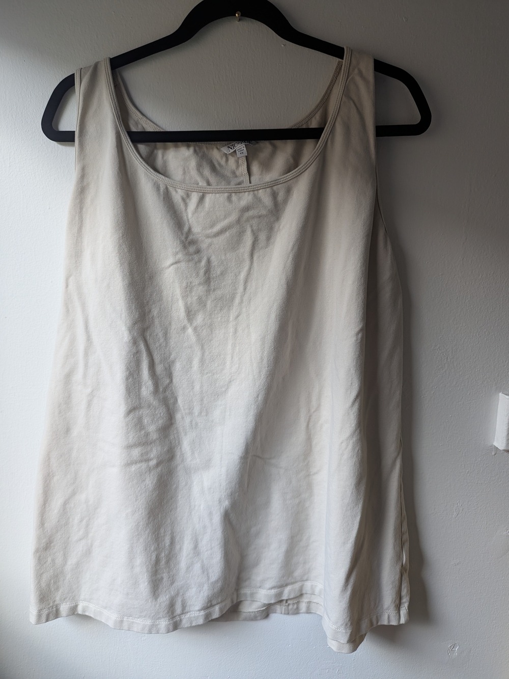 NIC+ZOE Lightweight Scoop Neck Tank in Cream